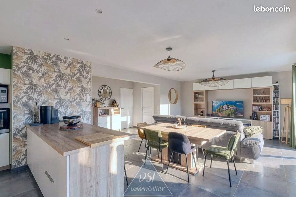 Appartement à vendre, 100m², Saint-Maurice-de-Beynost