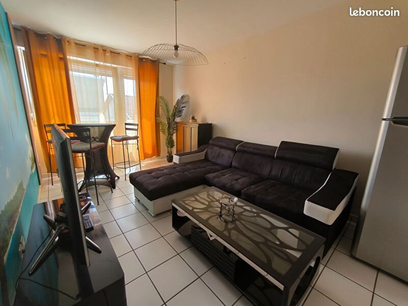 Appartement à louer, 42m², Reims