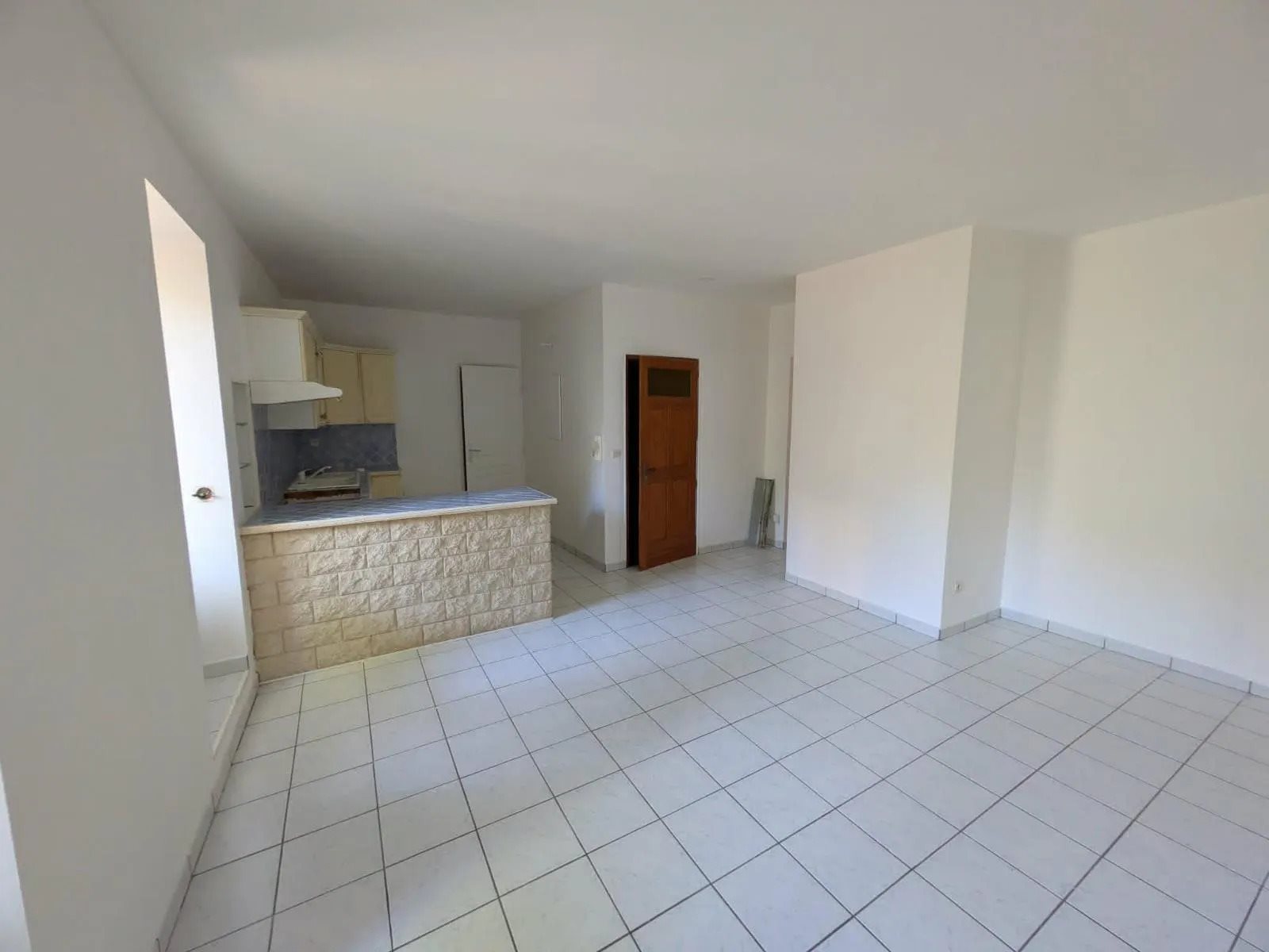 Appartement à louer, 37m², Vias