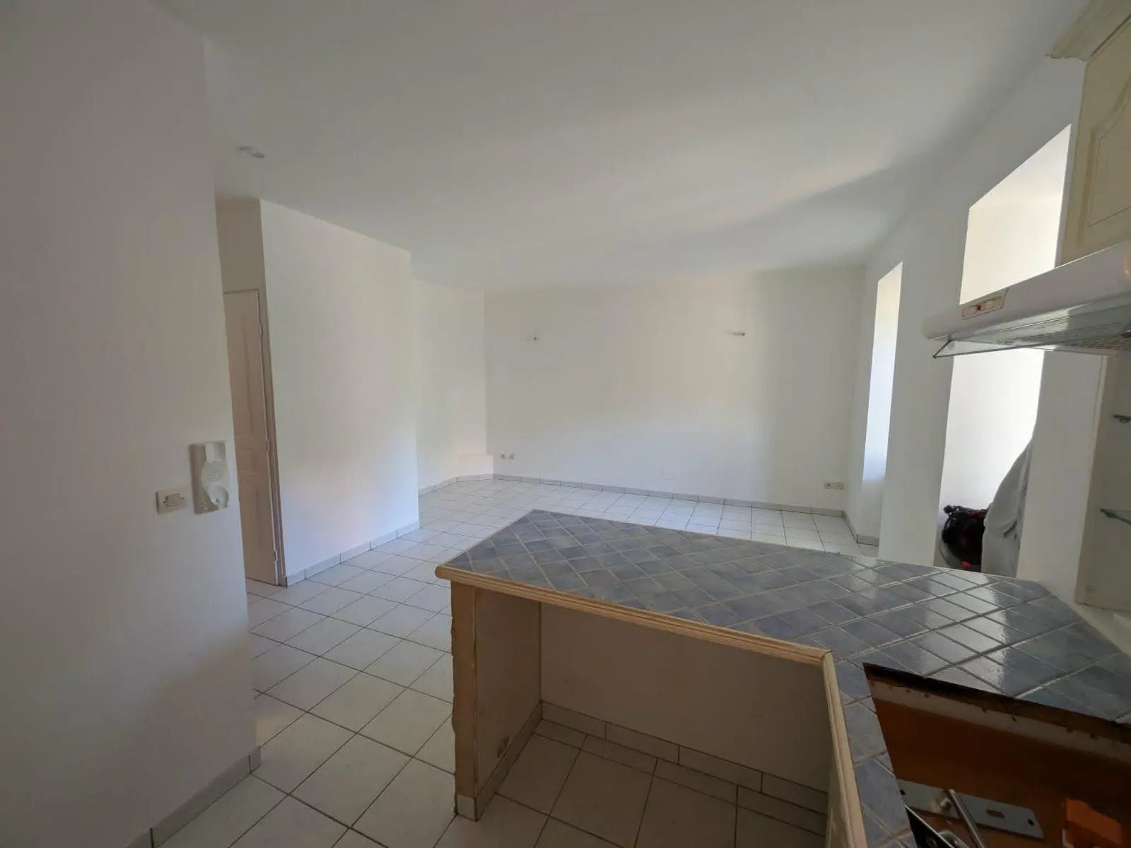 Appartement à louer, 37m², Vias