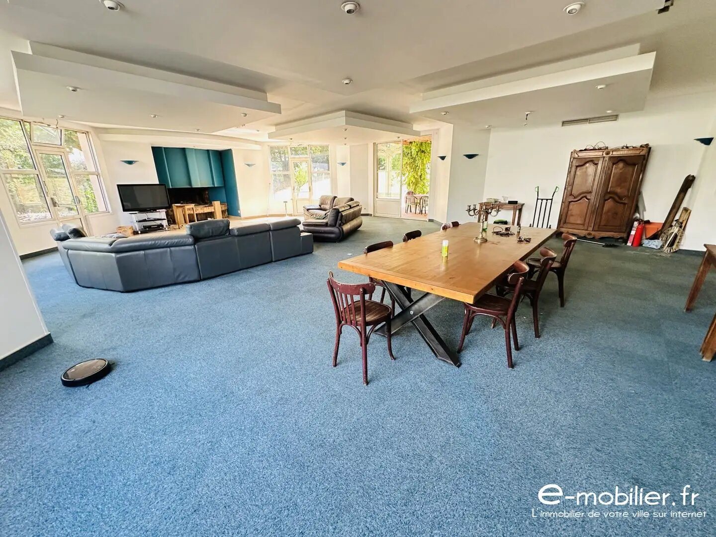 Maison à vendre, 530m², La Clayette