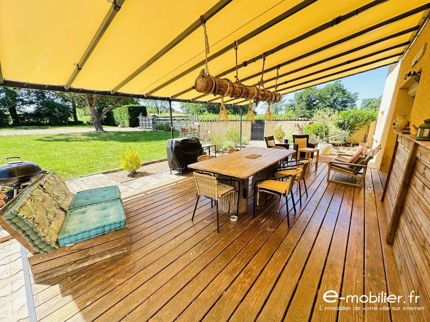 Maison à vendre, 191m², Charlieu