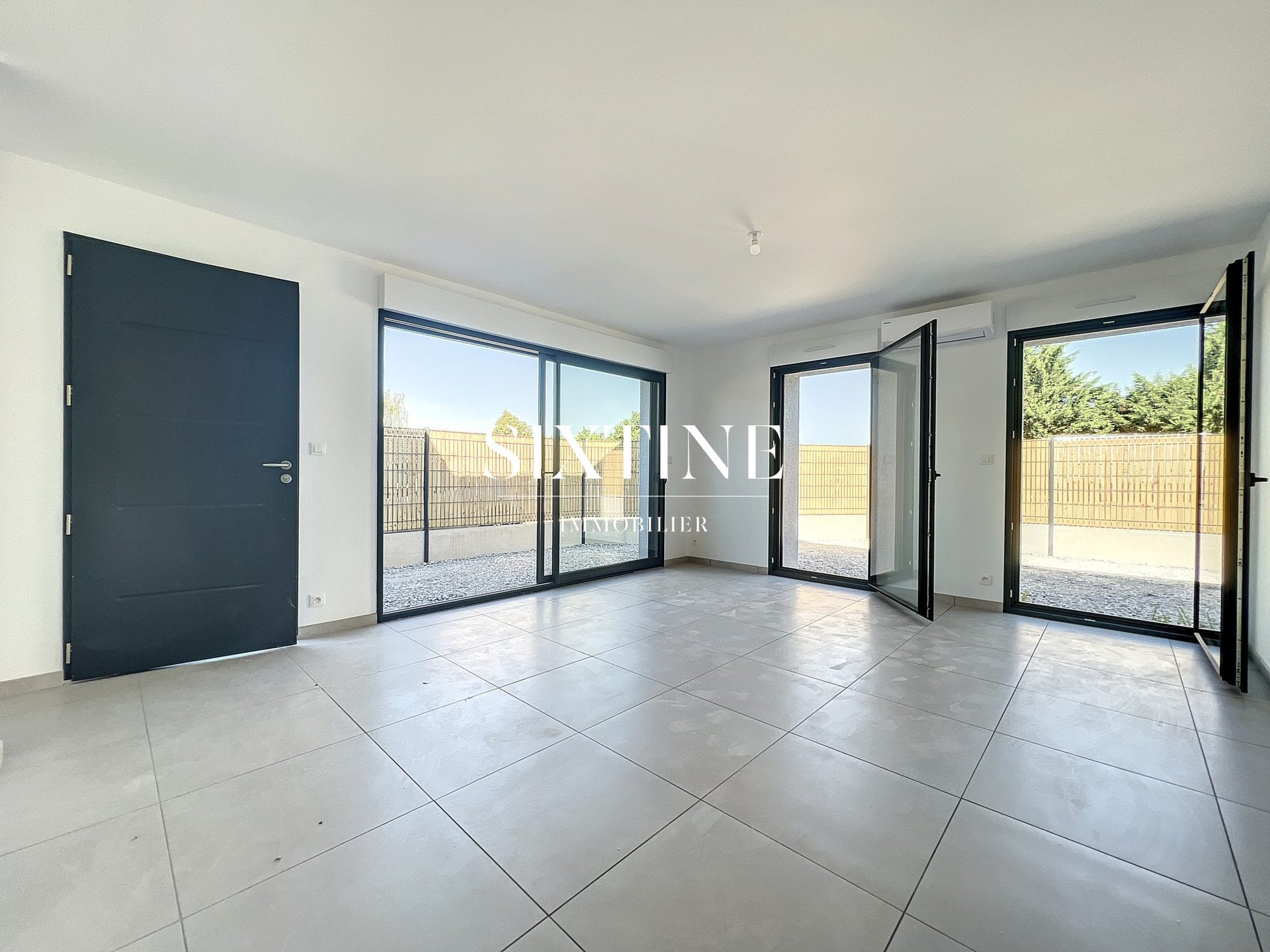 Appartement à louer, 3m², Vernioz