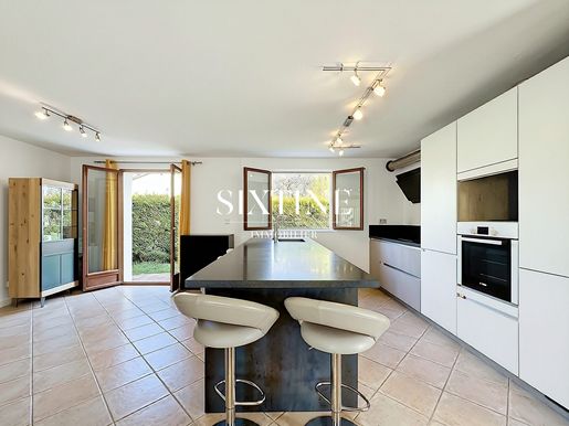 Advert pic 0