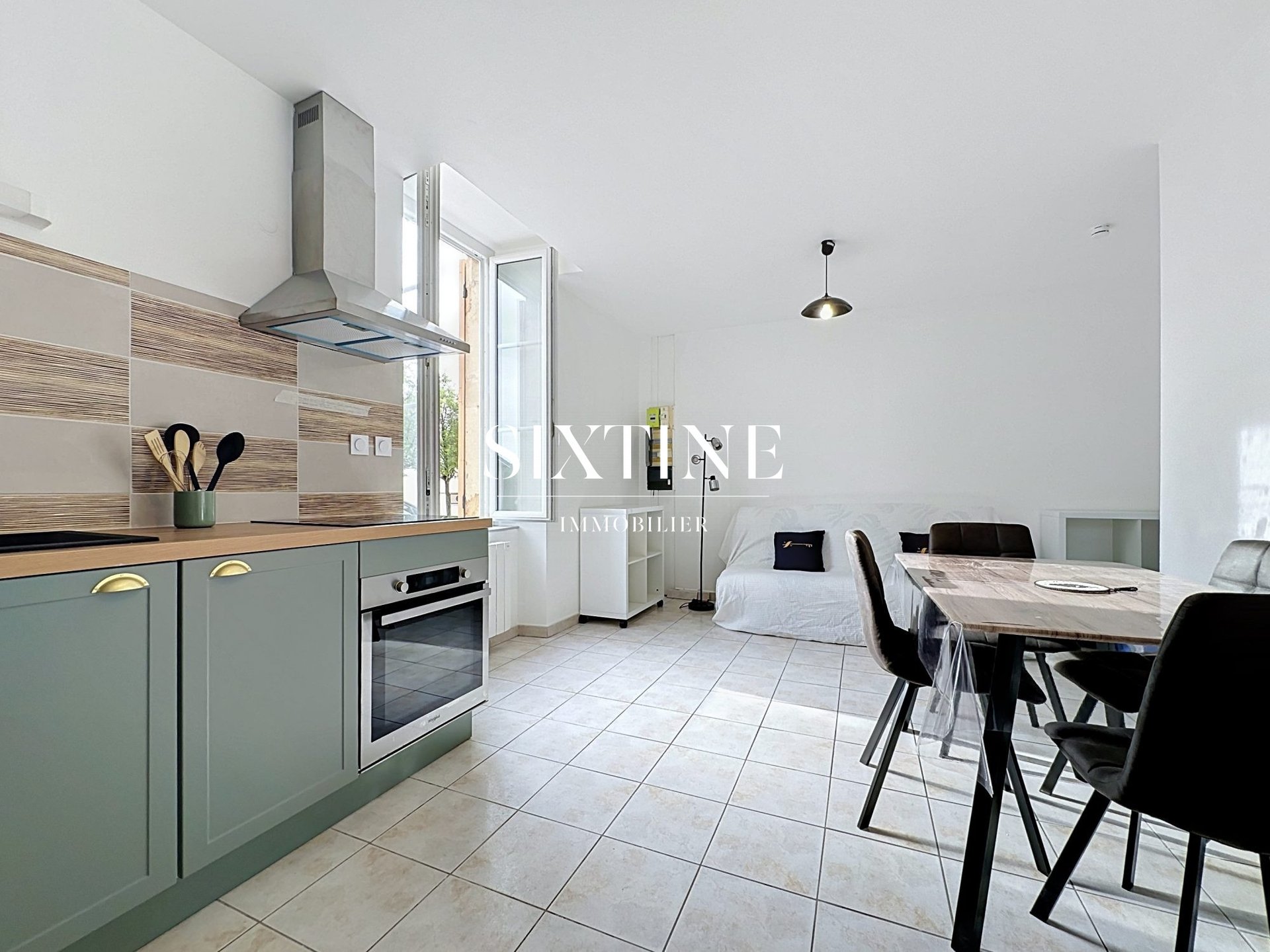 Appartement à louer, 2m², Vernioz