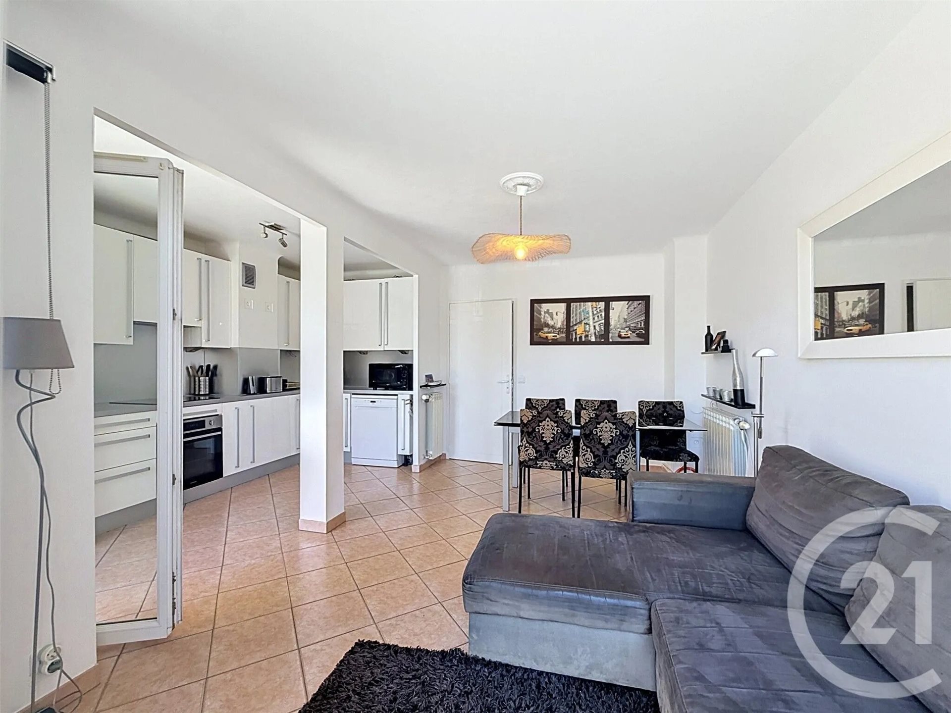 Appartement à louer, 55m², Cannes-la-Bocca