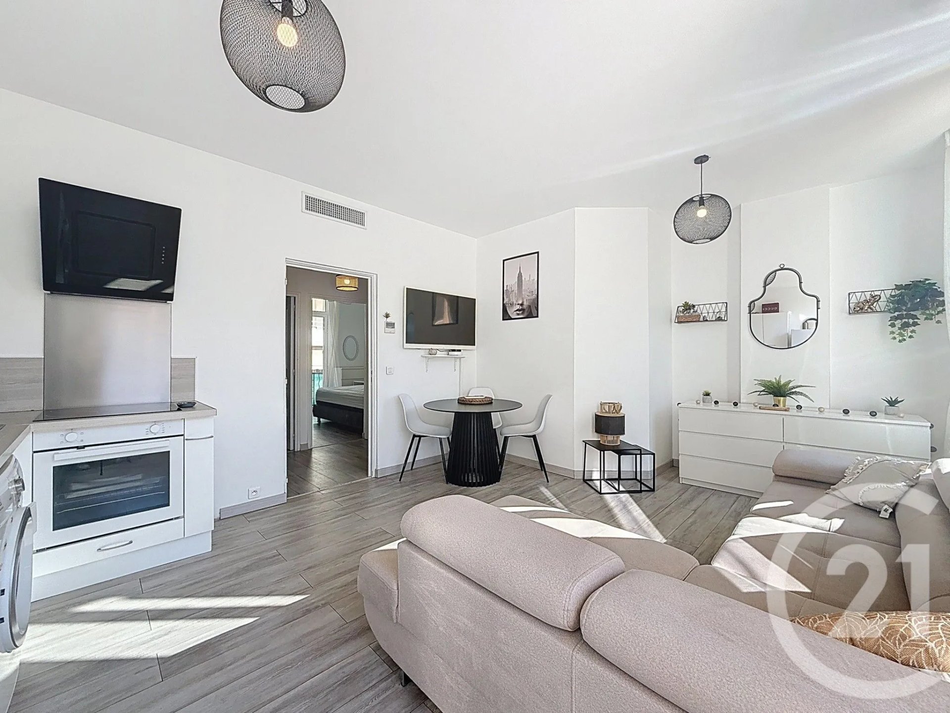 Appartement à louer, 45m², Cannes