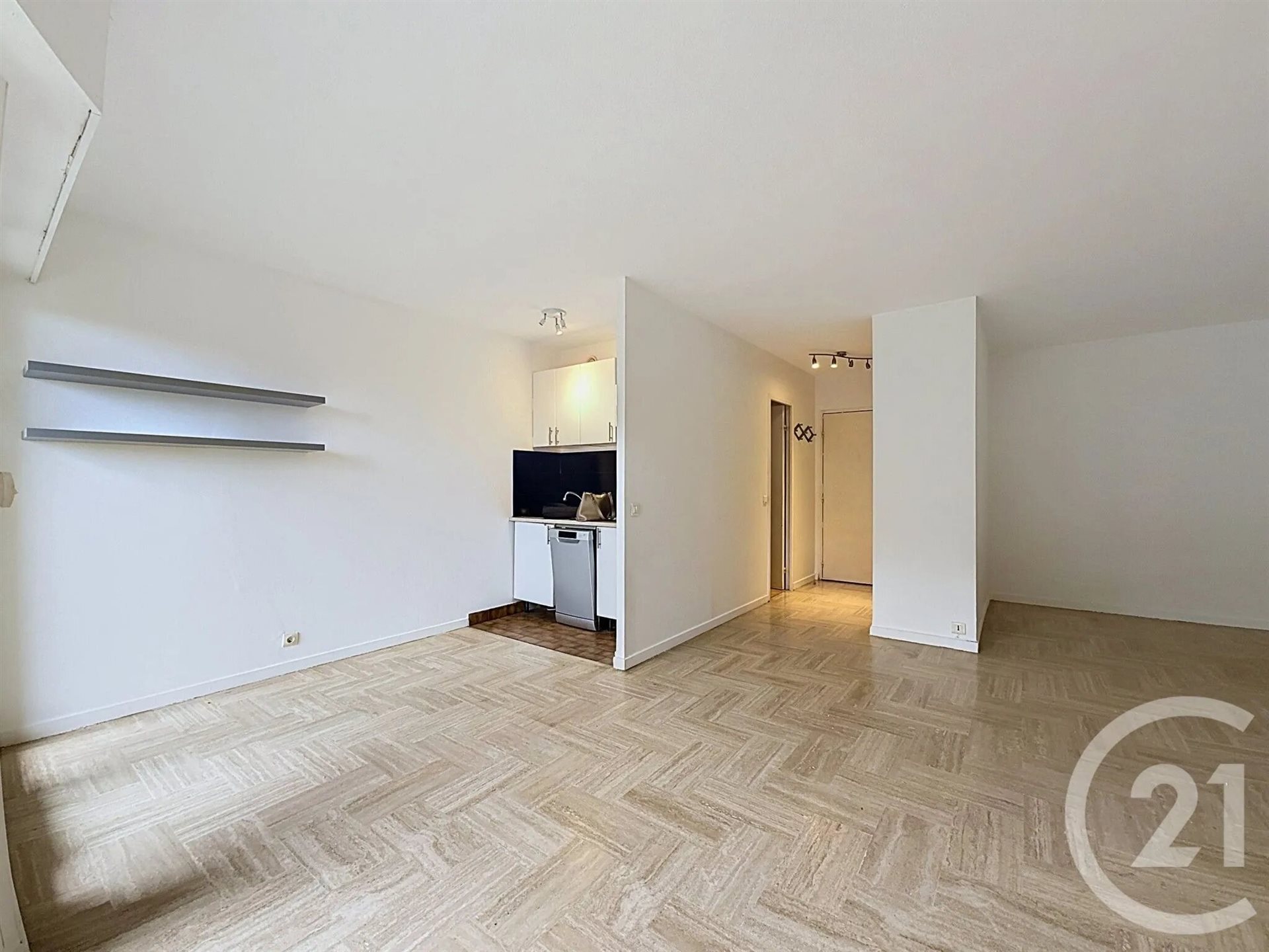 Appartement à louer, 37m², Mandelieu-la-Napoule