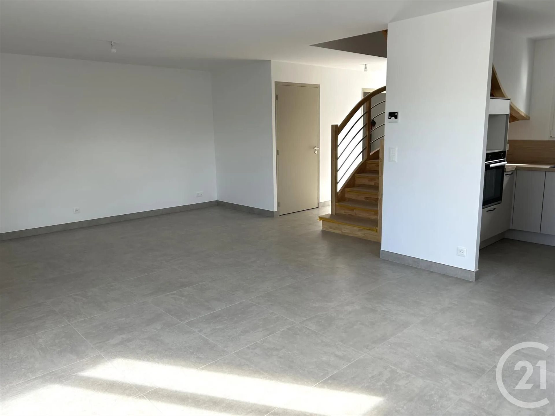 Maison à louer, 105m², Camoël