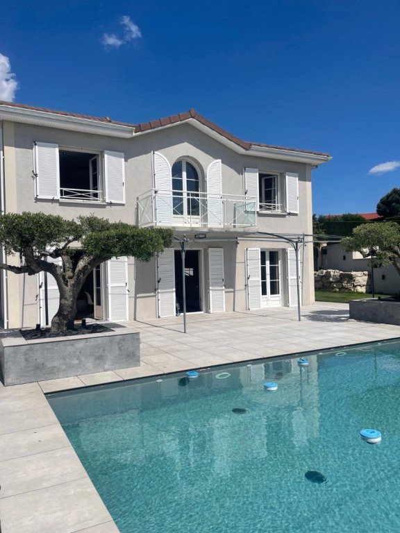 Maison à vendre, 225m², Saint-Just-Saint-Rambert