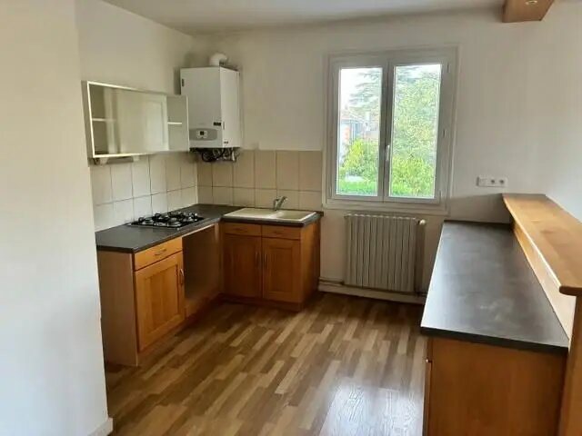 Appartement à louer, 47m², Saint-Just-Saint-Rambert