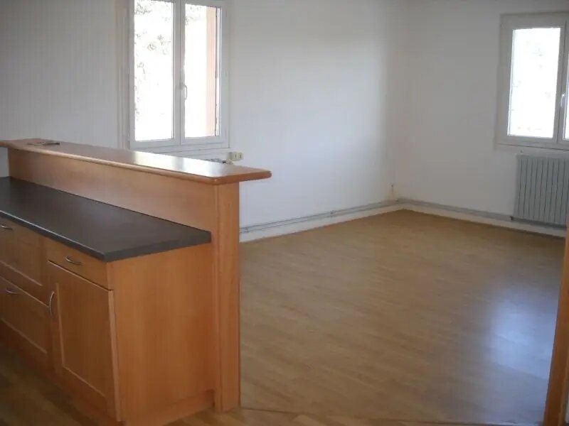 Appartement à louer, 47m², Saint-Just-Saint-Rambert