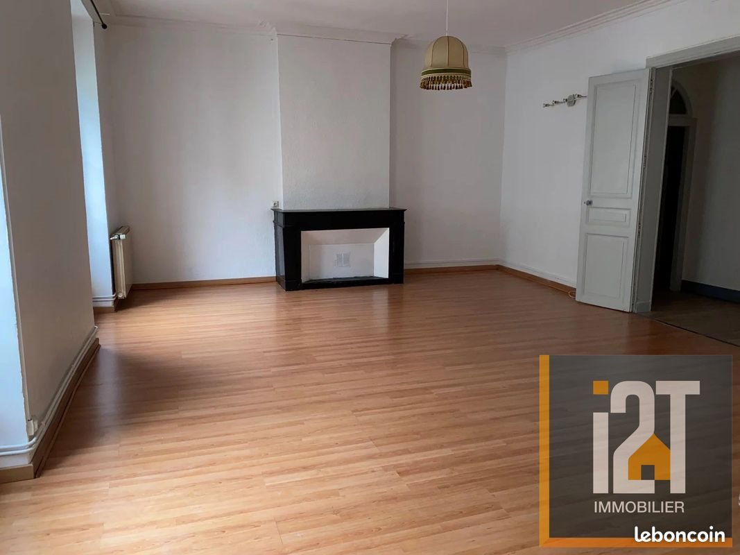 Appartement à louer, 137m², Nîmes