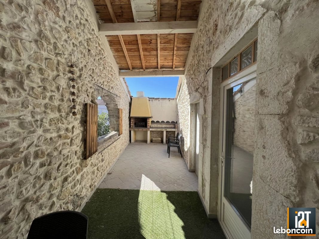 Appartement à vendre, 102m², Saint-Geniès-de-Malgoirès