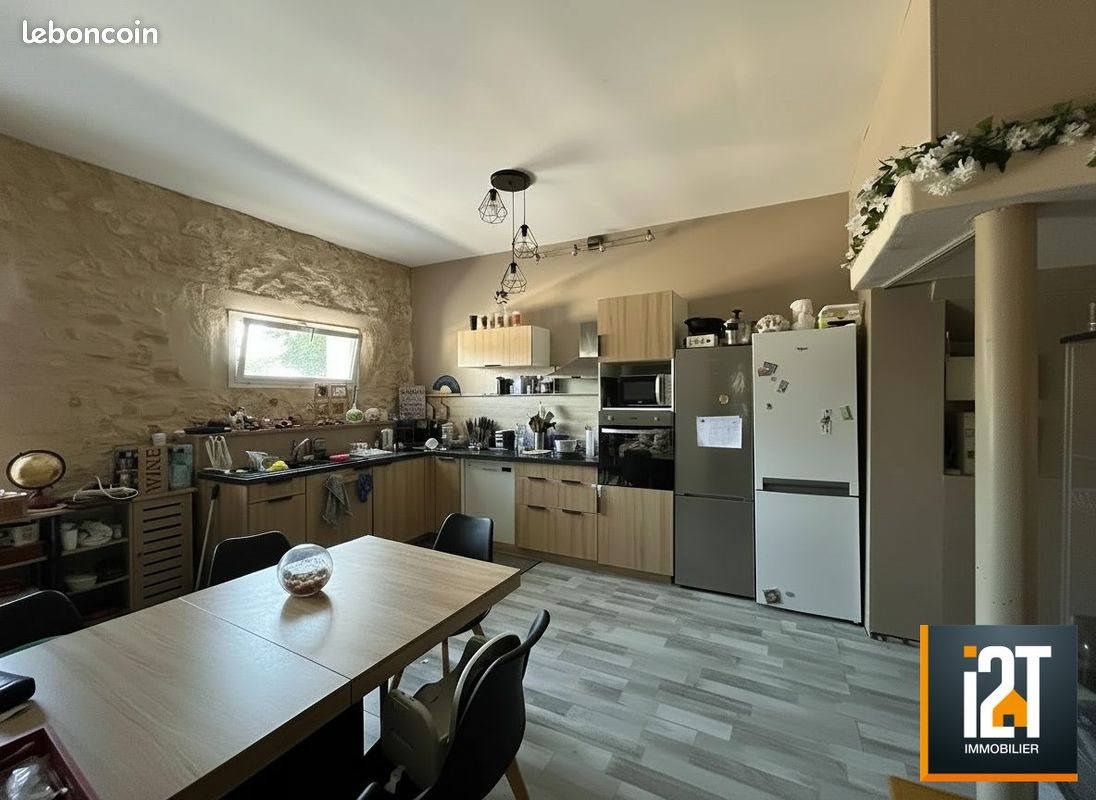 Appartement à vendre, 102m², Saint-Geniès-de-Malgoirès