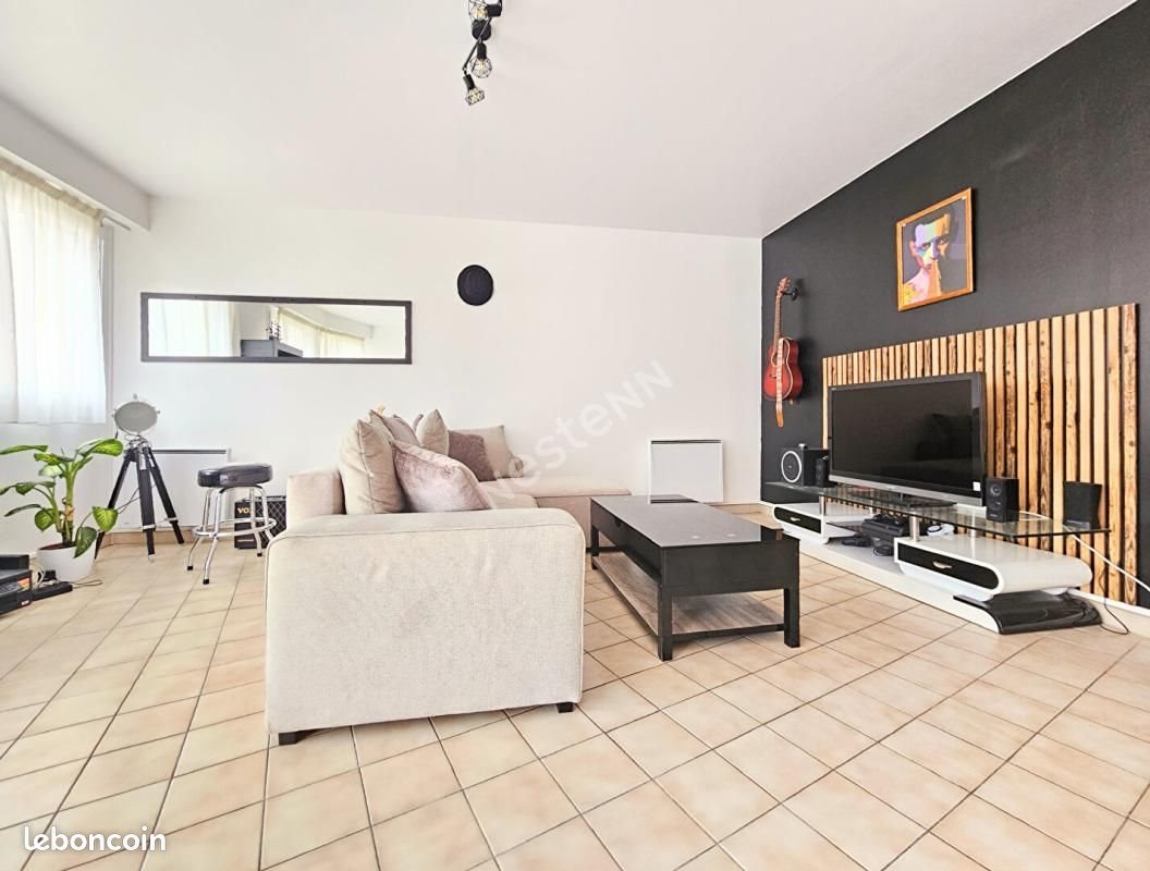 Appartement à vendre, 74m², Osny