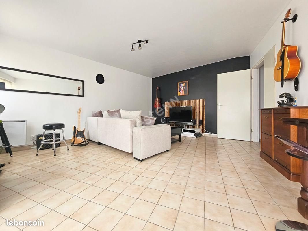 Appartement à vendre, 74m², Osny