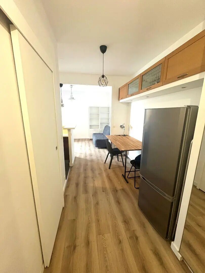 Appartement à louer, 27m², Clichy
