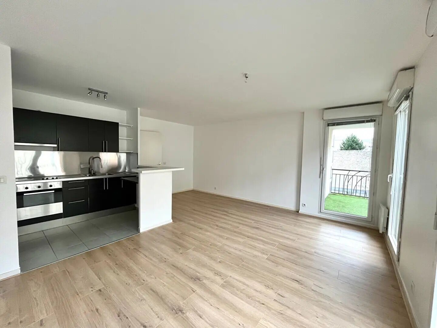 Appartement à louer, 62m², Clichy