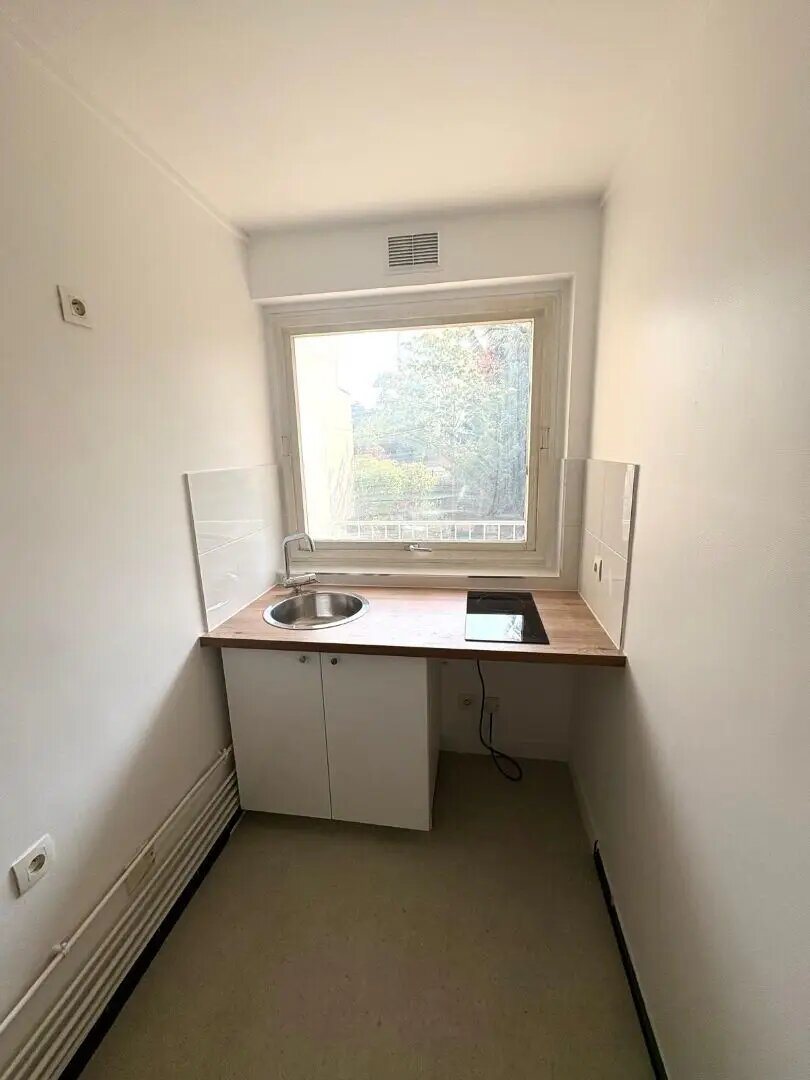 Appartement à louer, 28m², Clichy