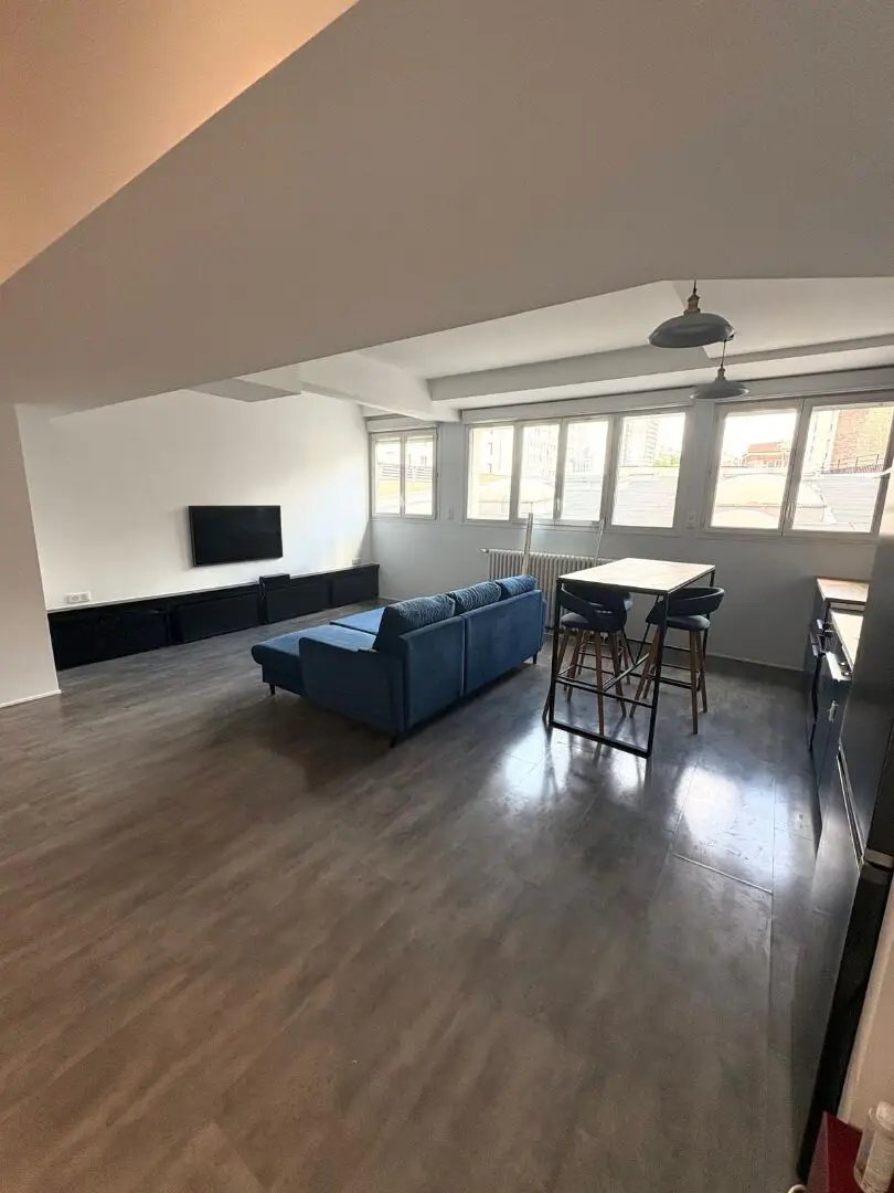 Appartement à louer, 65m², Clichy