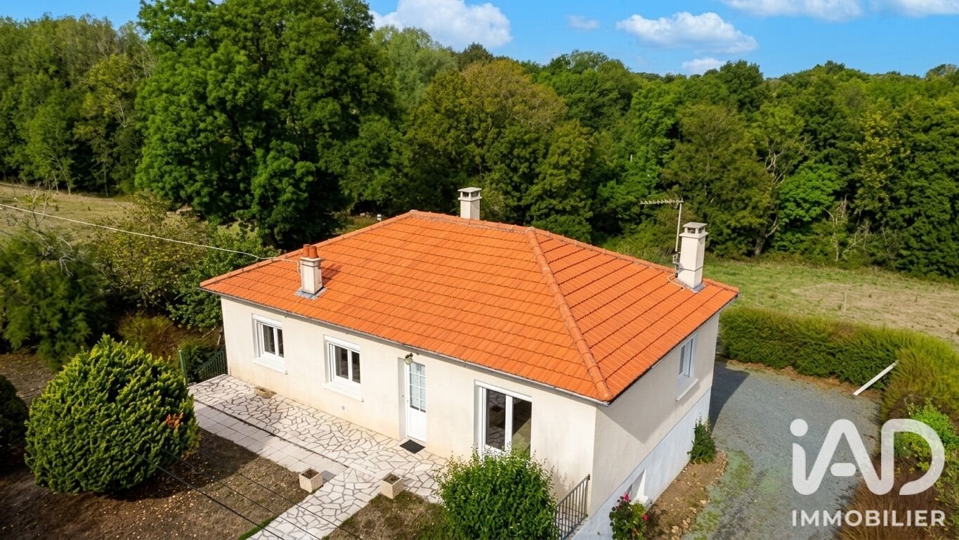 Maison à vendre, 107m², Vasles