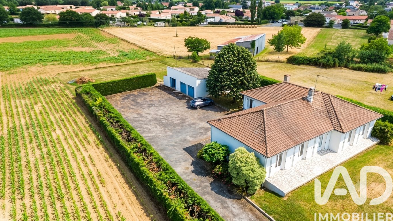Maison à vendre, 159m², La Ferrière-en-Parthenay