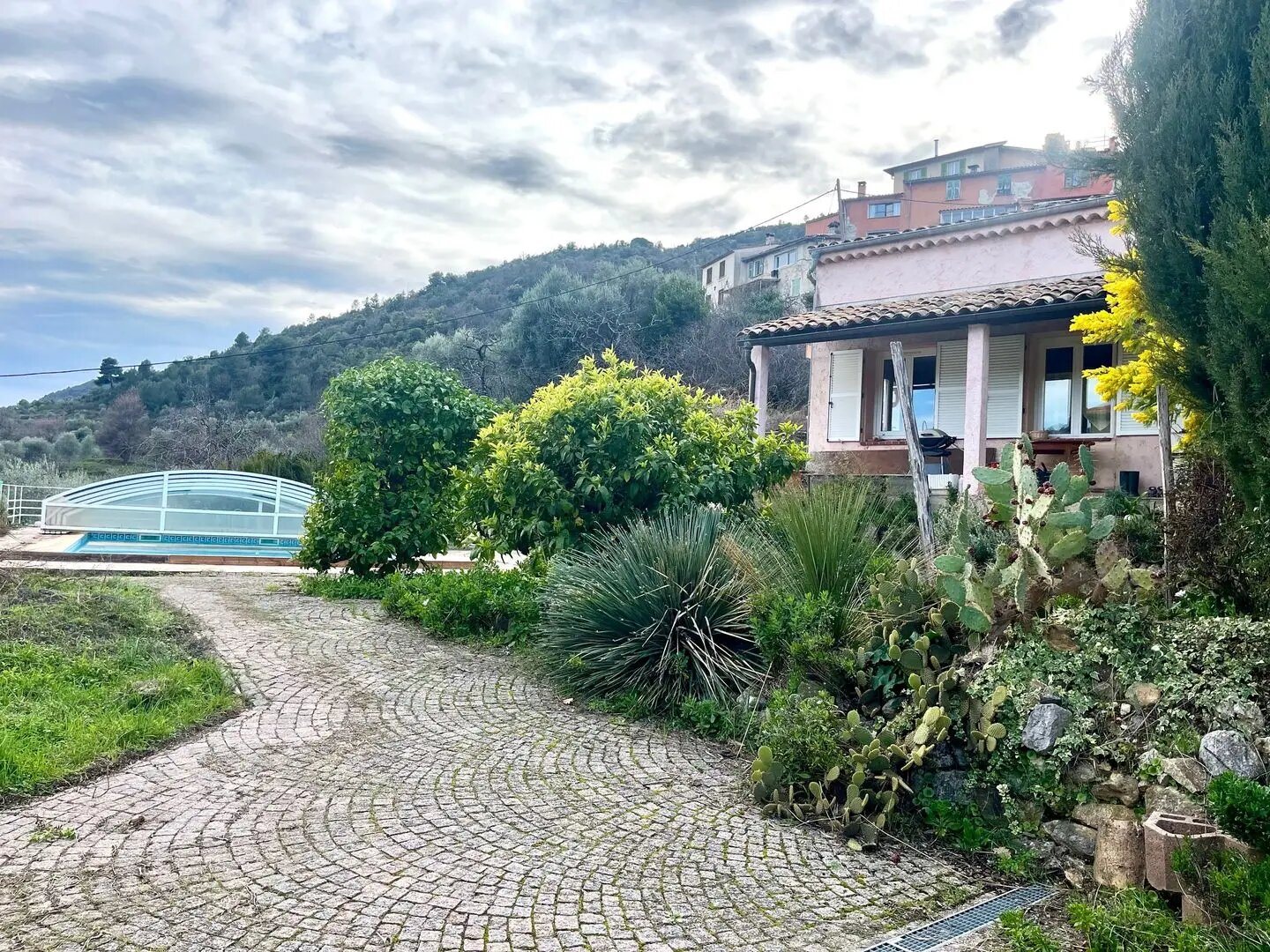 Maison à vendre, 158m², Bendejun