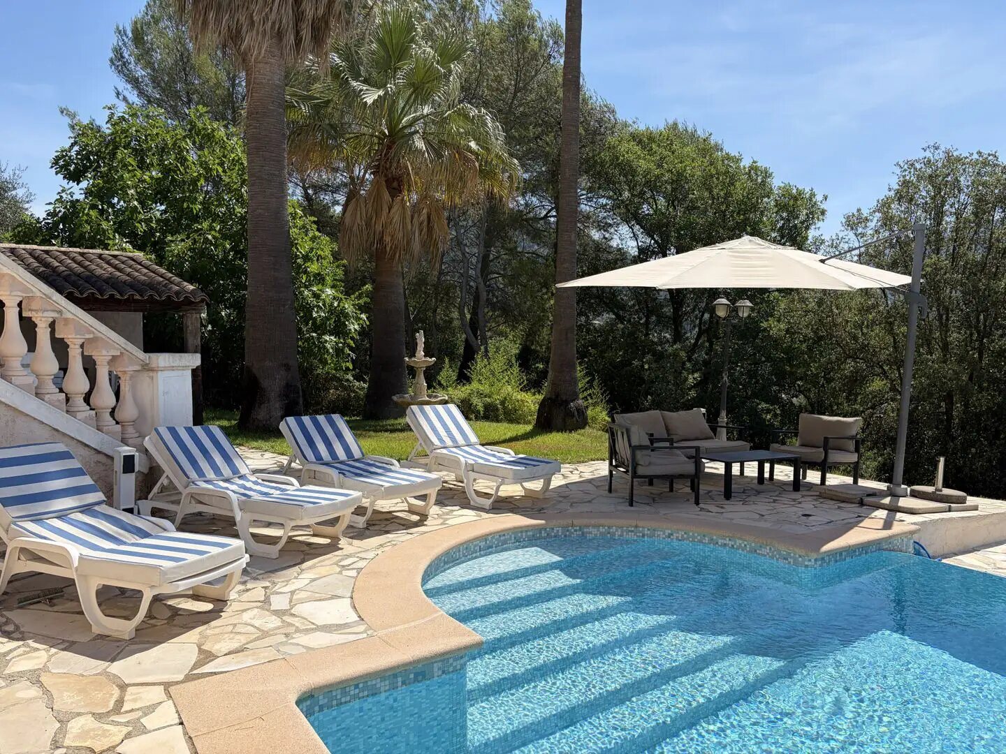 Maison à vendre, 158m², Cantaron