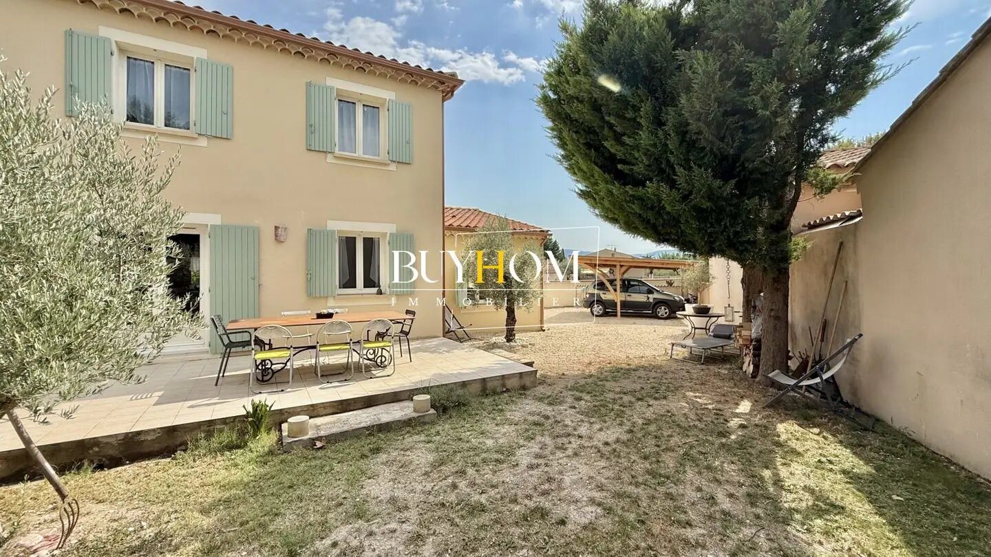 Maison à vendre, 118m², L'Isle-sur-la-Sorgue
