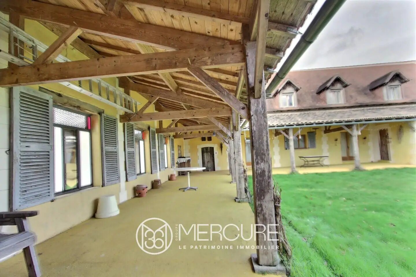 Maison à vendre, 230m², Montazeau