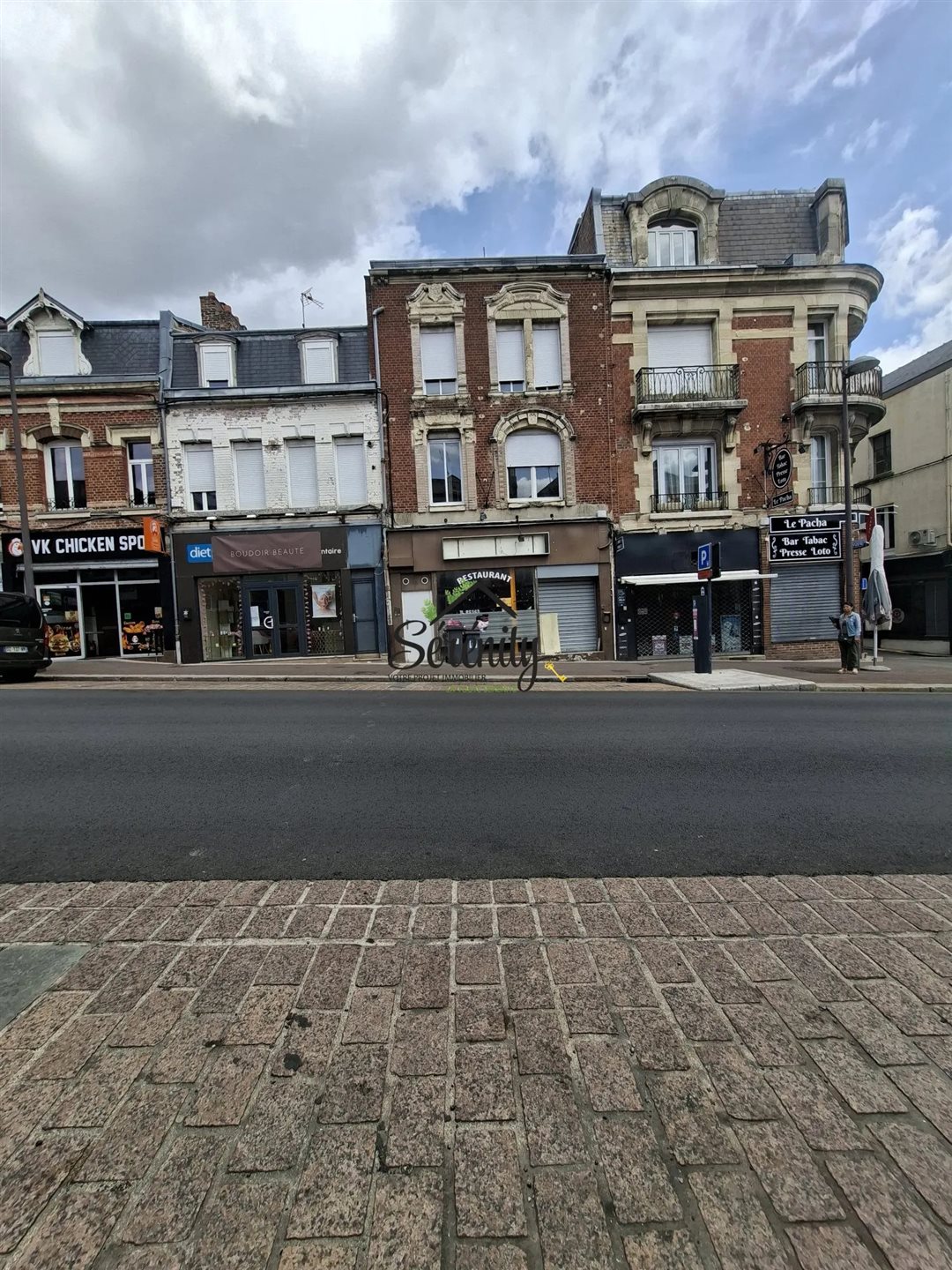 Maison à vendre, 202m², Saint-Quentin