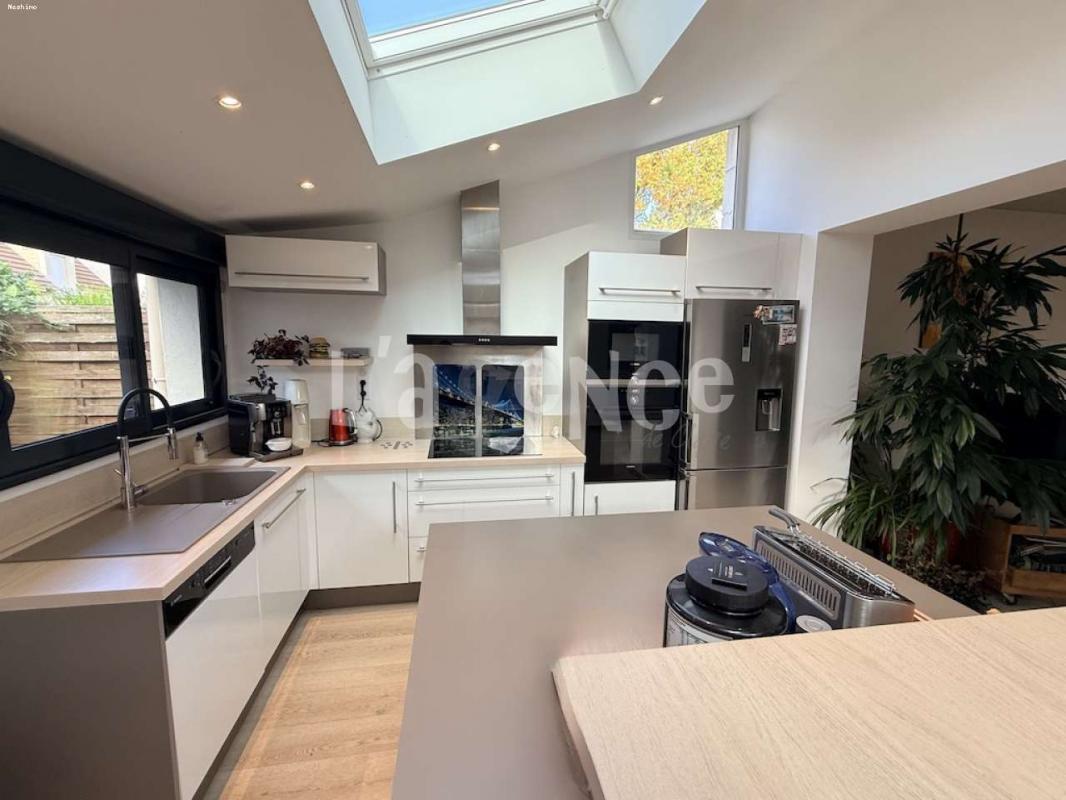Maison à vendre, 188m², Claye-Souilly