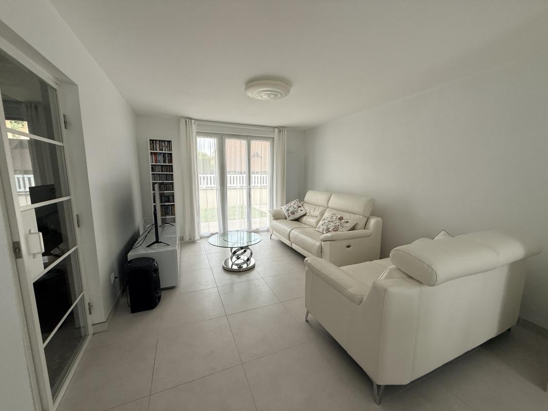 Maison à vendre, 130m², Gressy