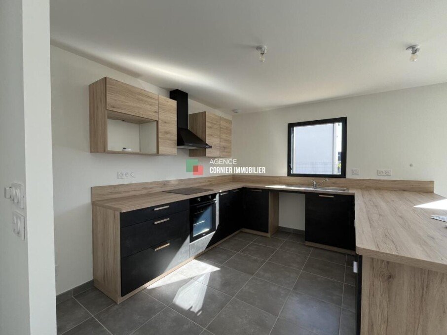 Maison à louer, 118m², Châteaubourg