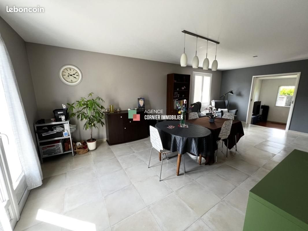 Maison à vendre, 134m², Noyal-sur-Vilaine
