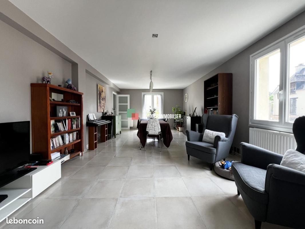 Maison à vendre, 134m², Noyal-sur-Vilaine