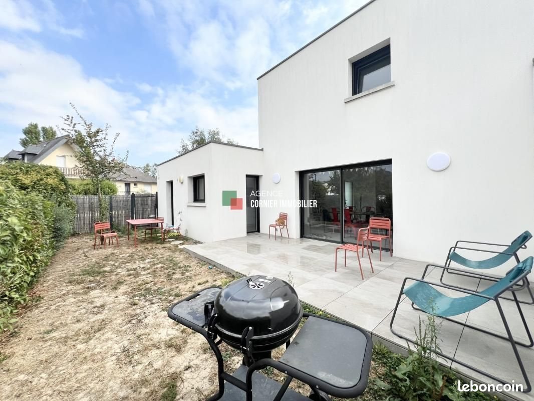 Maison à louer, 117m², Acigné