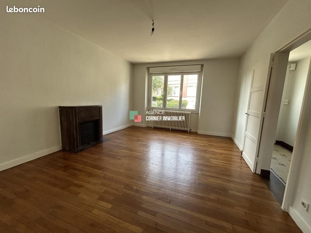 Maison à louer, 101m², Châteaubourg