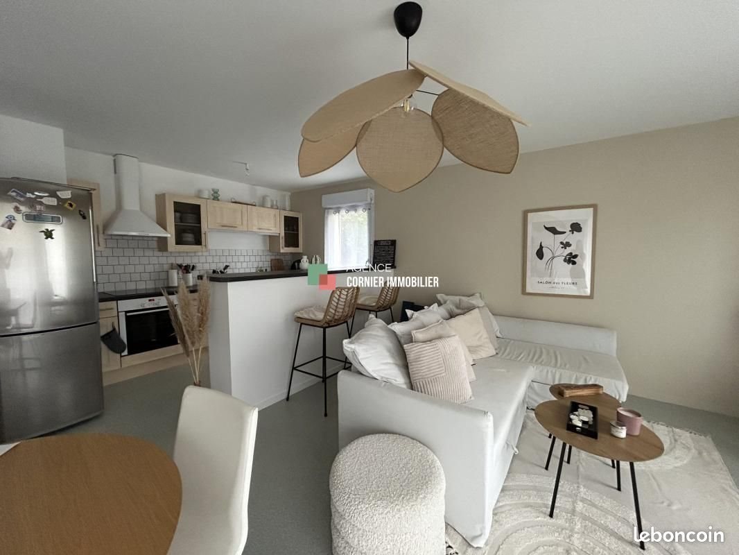 Appartement à louer, 47m², Châteaubourg