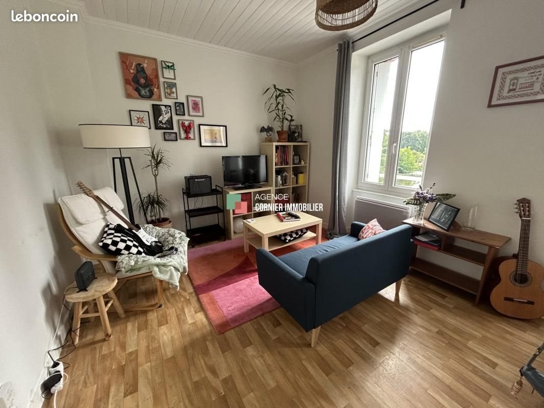Appartement à louer, 38m², Châteaubourg