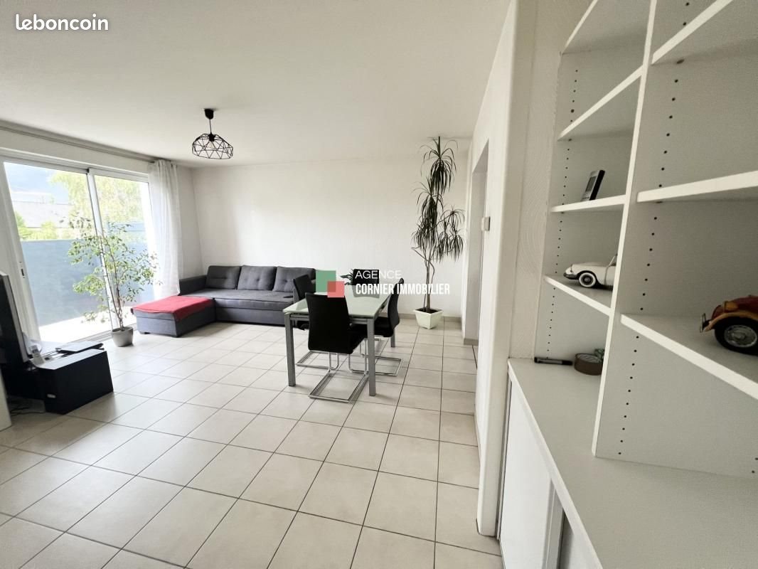 Maison à vendre, 75m², Châteaubourg