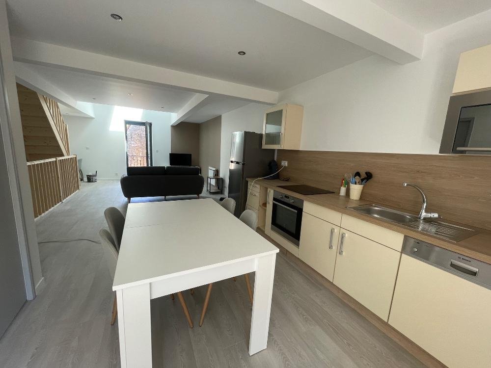 Maison à louer, 84m², Bettant