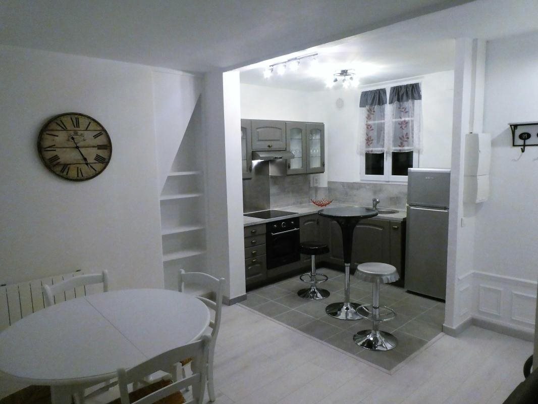 Appartement à louer, 48m², Compiègne