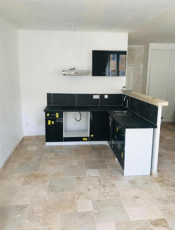 Appartement à louer, 45m², Barjols