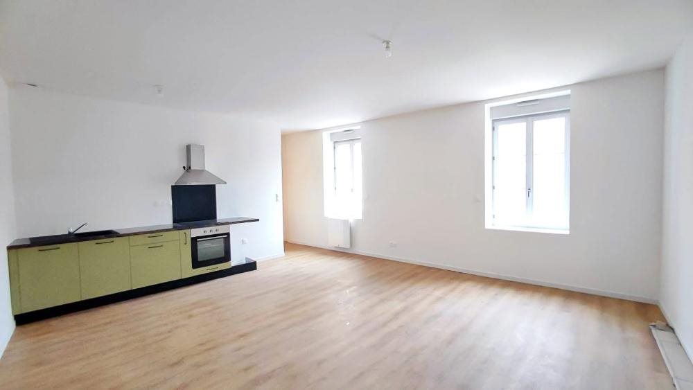 Appartement à louer, 57m², Piégut-Pluviers