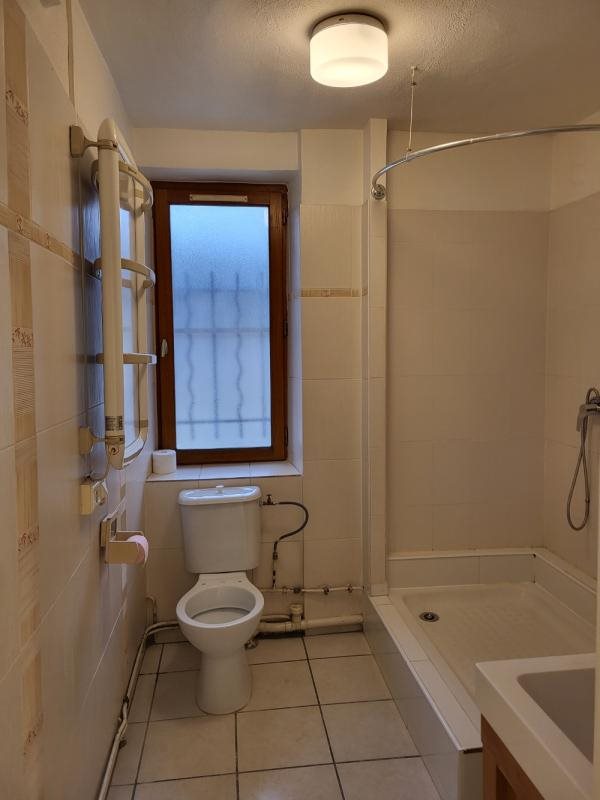 Appartement à louer, 55m², Barjols