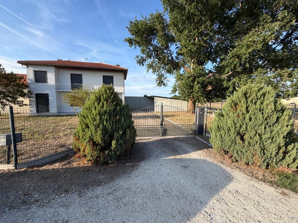 Maison à louer, 120m², Ludon-Médoc