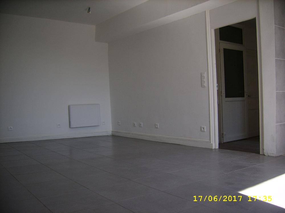 Maison à vendre, 147m², Neufchâtel-en-Saosnois