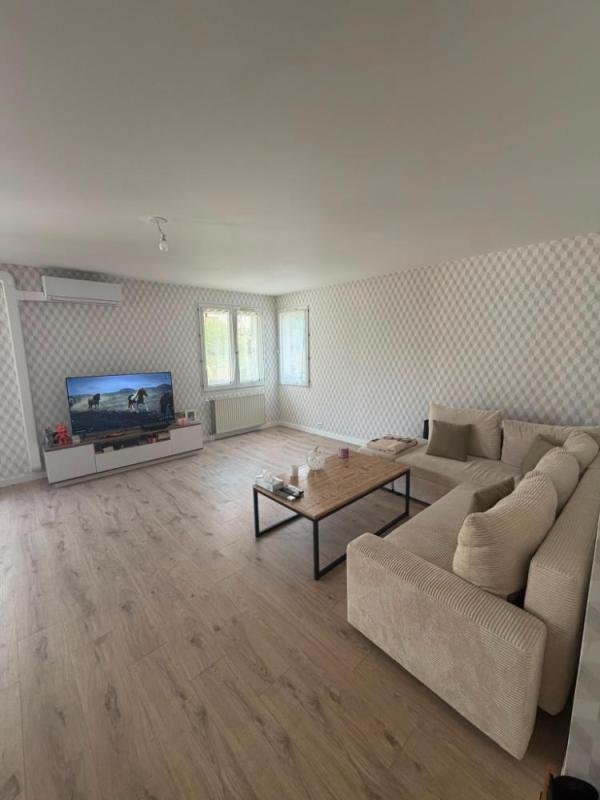Appartement à louer, 53m², Massy